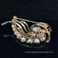 hot sell Vintage Style Rhodium Plated  Crystals Imitation Pearl  Brooch for women Wedding Accessories